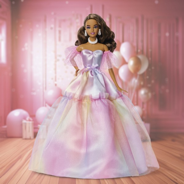 Фото - Коллекционная кукла Barbie Особый День рождения (JJX77)