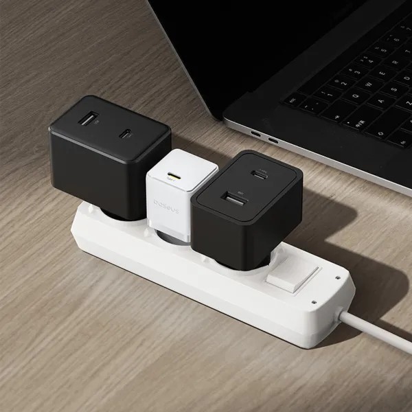 Фото - Сетевое зарядное устройство Baseus Palm Fast Charger 1C 30W EU Moon White (P10111605213-00)