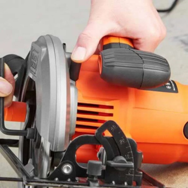 Фото - Пила дискова Black&Decker CS1550