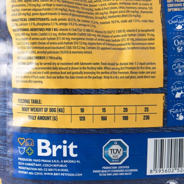 Фото - Сухой корм для собак Brit Premium Dog Adult M с весом 10-25 кг с курицей 1 кг (8595602526345)