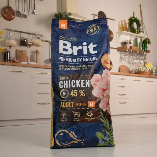 Фото - Сухой корм для собак Brit Premium Dog Adult M с весом 10-25 кг с курицей 15 кг (8595602526376)