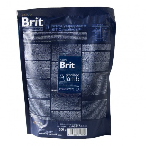 Фото - Сухой корм Brit Premium by Nature для стерелизованных котов с ягненком 300 г (8595602553006)