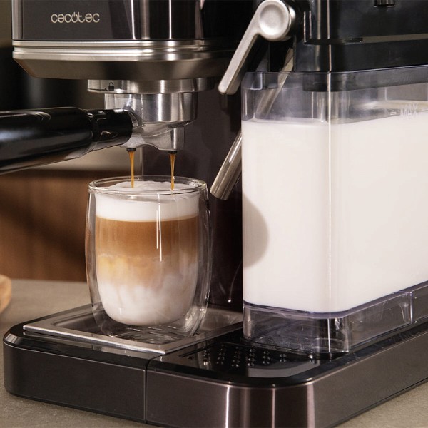 Фото - Кофеварка рожковая Cecotec Cafelizzia ColdBrew Latte (A01_EU01_108987)