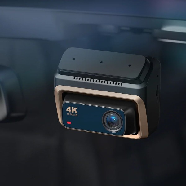 Фото - Відеореєстратор DDPai Dashcam Z60 Pro + камера заднього виду