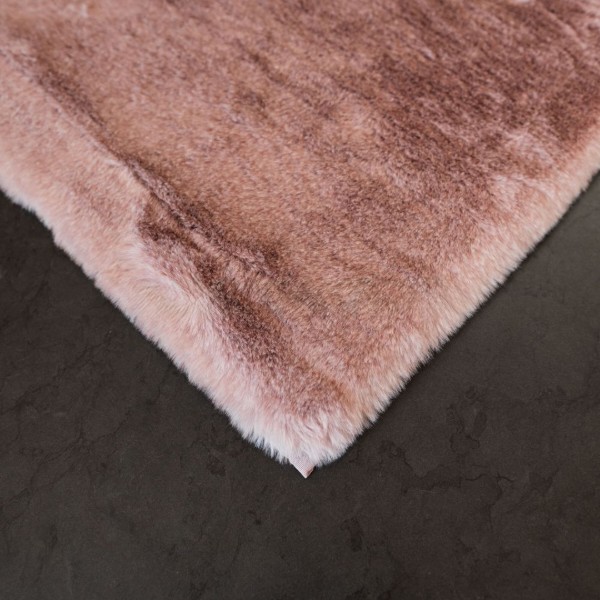 Фото - Килимок для підлоги з еко-хутра DarianA Tweed 160х220 см рожевий (1000010368)