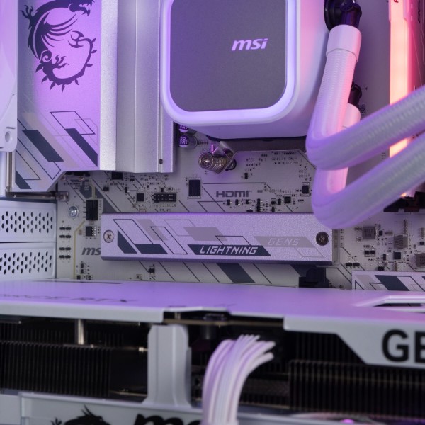 Фото - Системный блок Dragon Lucky Lumen Powered_by MSI (RTX5080 + R7 7800X3D) White