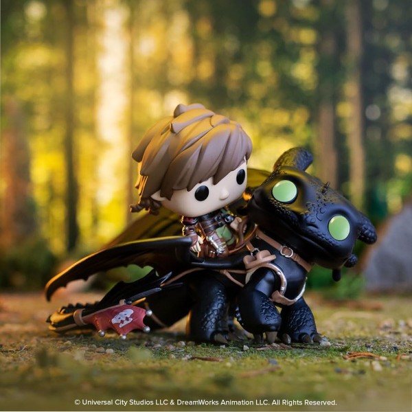 Фото - Коллекционная фигурка FUNKO POP! серии Как приручить дракона - ИККИНГ С БЕЗЗУБИКОМ (81181)