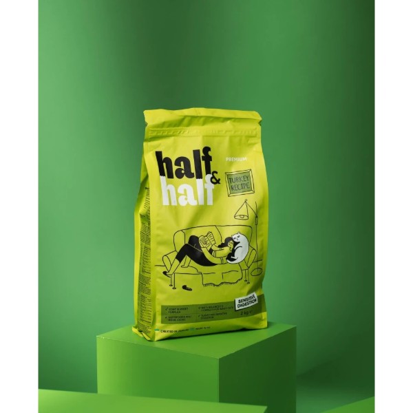 Фото - Сухой корм для кошек Half&Half с чувствительным пищеварением с индейкой 2 кг (4820261920826)