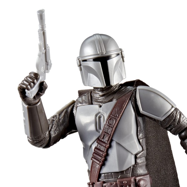 Фото - Коллекционная фигурка Hasbro серии Star Wars 30 см TITAN SERIES MANDALORIAN (G2601_G2688)