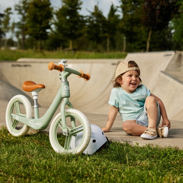 Фото - Беговел Kinderkraft Fly Plus Blue (KRFLPL00BLU0000)