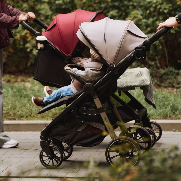 Фото - Коляска прогулочная Kinderkraft Grande 2 Black (KSGRAN02BLK0000)