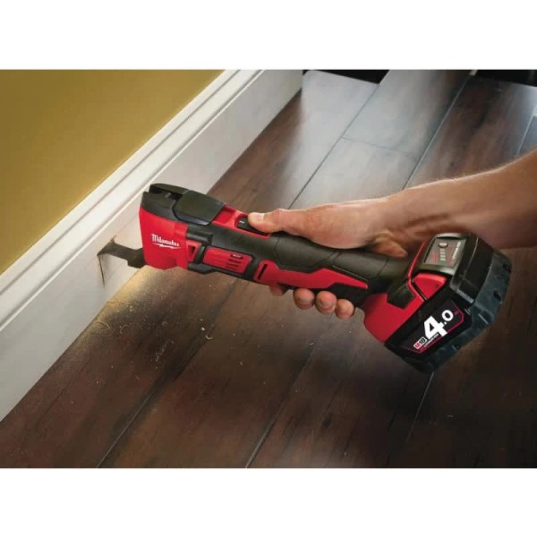 Фото - Многофункциональный инструмент Milwaukee M18 BMT-0 (4933446203)