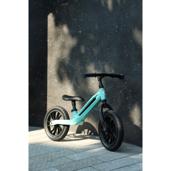 Фото - Беговел Qplay Racer с надувными колесами Mint (B-300-3RacerMint)