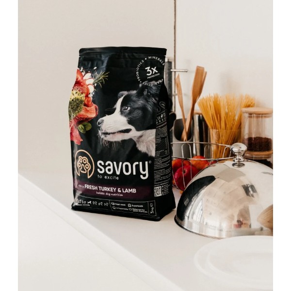Фото - Сухой корм для собак Savory Medium Breed rich in Fresh Turkey and Lamb средних пород от 10 до 25 кг со свежим ягненком и индейкой 3 (4820232630266)