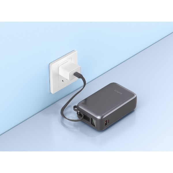 Фото - Батарея мобильная Xipin T191LP 30000mAh PD65W Built-In USB-C Cable Gray