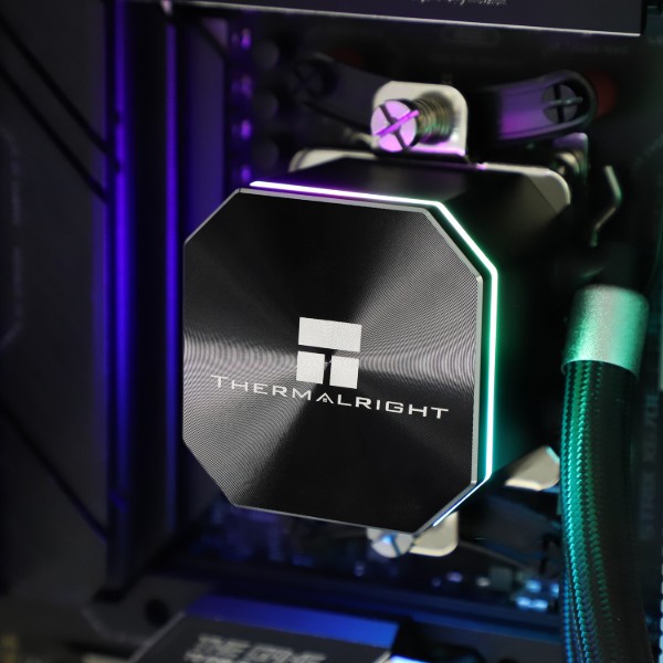 Фото - Водяна система охолодження Thermalright Frozen Edge 240 Black
