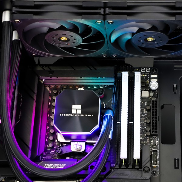 Фото - Водяна система охолодження Thermalright Frozen Edge 240 Black