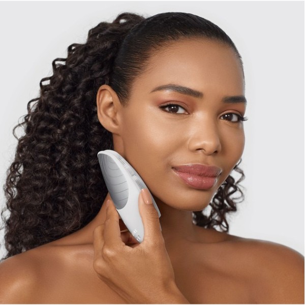 Фото - Щетка для чистки лица GESKE Sonic Thermo Facial Brush 6 в 1 (GK000007WH01)