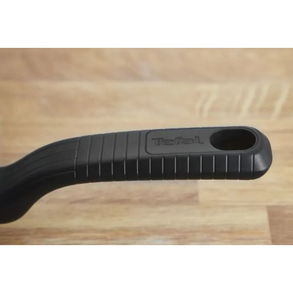 Фото - Сковорода универсальная Tefal G7260244 Comfort Max 20 см