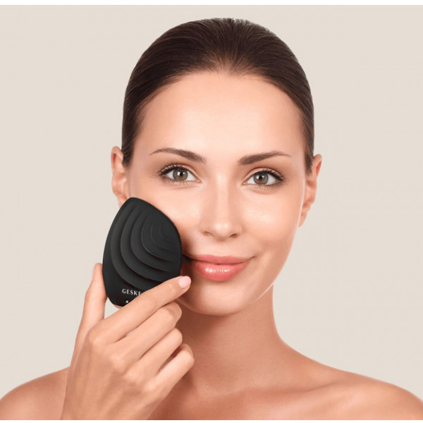 Фото - Щітка для чищення обличчя GESKE Sonic Facial Brush 5 в 1 (GK000010GY01)