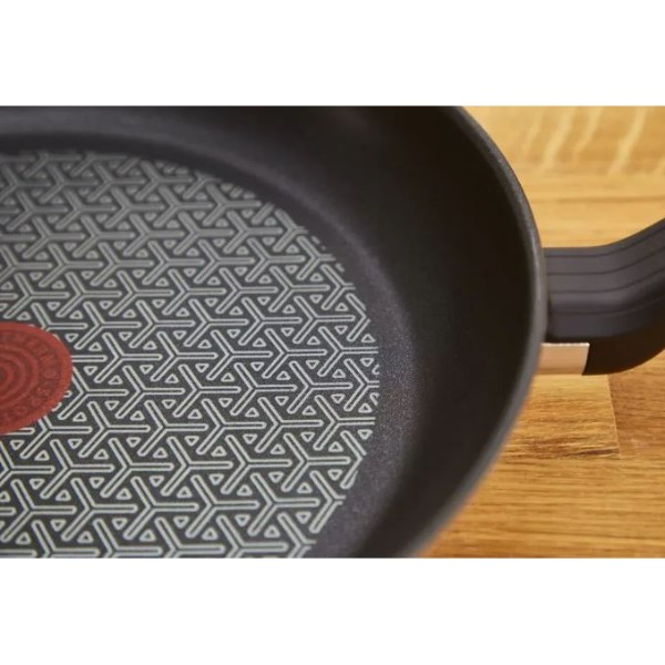 Фото - Сковорода универсальная Tefal G7260244 Comfort Max 20 см