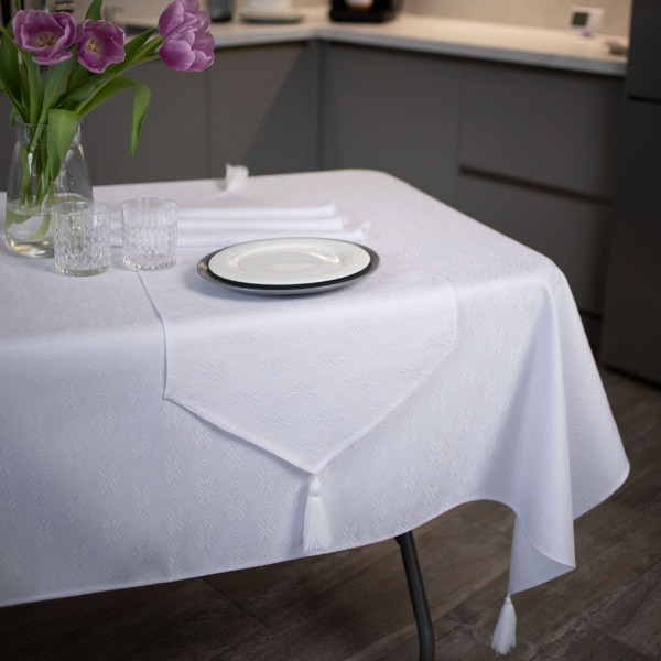 Фото - Скатерть прямоугольная Едельвіка Айвенго белый 180х140 см (368-23/00)