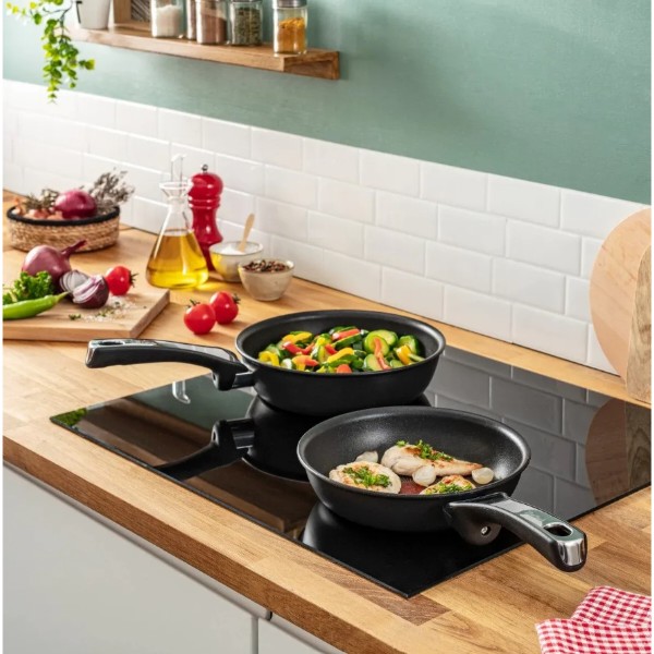 Фото - Набор сковород Tefal G2599002 Unlimited ON 20 см/ 26 см