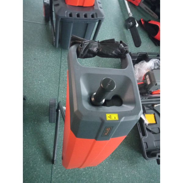 Фото - Подрiбнювач садовий GTM DS2500/40