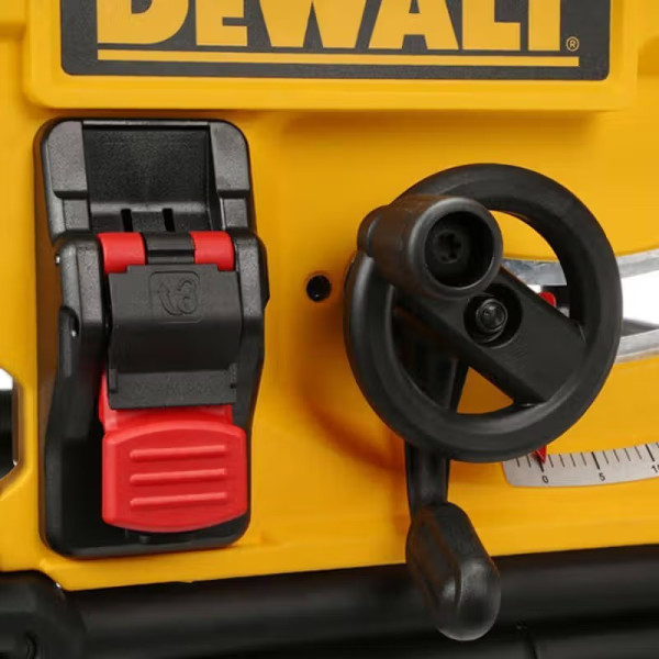 Фото - Пила дискова DeWALT 2000 Вт (DWE7492)