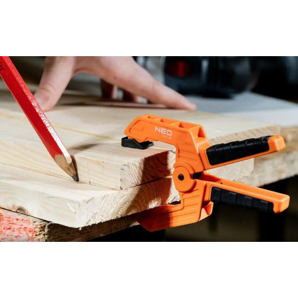 Фото - Струбцина Neo Tools 45-520 50 мм