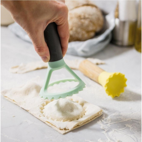 Фото - Ніж для равіолі Berghoff 3950007 LEO