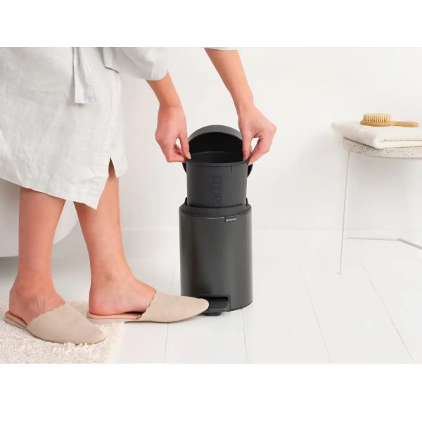 Фото - Бак для сміття з педаллю Brabantia 5 л (233463)