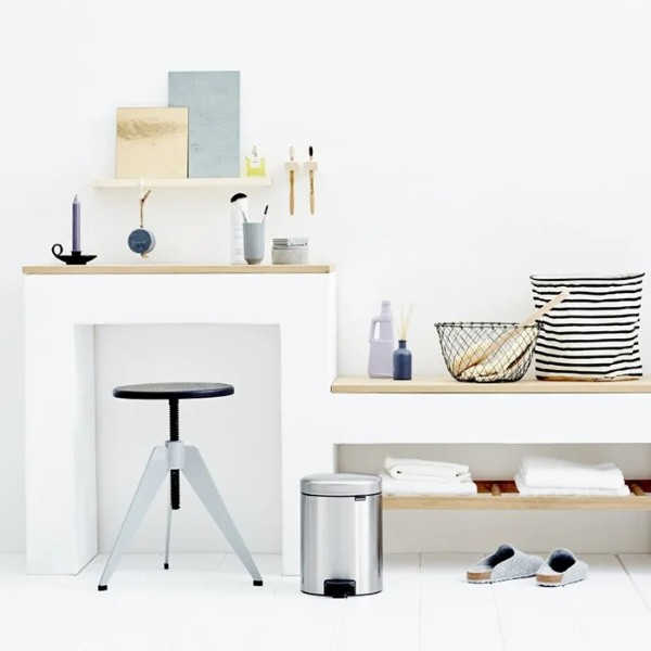 Фото - Бак для сміття з педаллю Brabantia Pedal Bin 5 л 112645