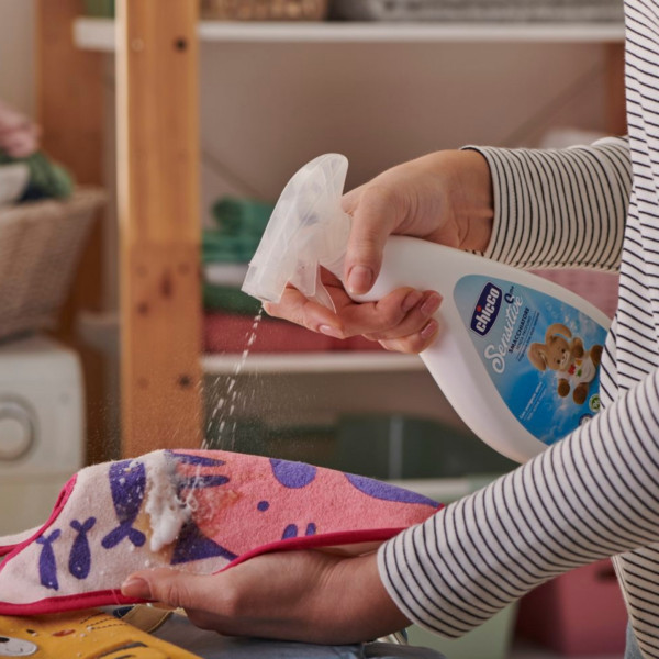 Фото - Средство для удаления пятен Chicco Sensitive (10102.00)