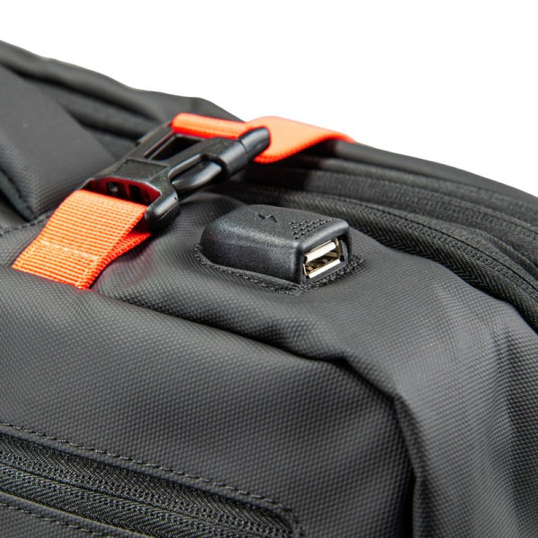 Фото - Рюкзак для ноутбуку Cougar VANGUARD