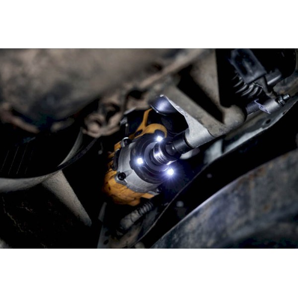 Фото - Гайковерт аккумуляторный DeWALT DCF922NT