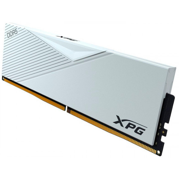 Фото - Память DDR ADATA DDR5-6000 32768MB PC5-48000 (Kit of 2x16384) XPG Lancer White (AX5U6000C3016G-DCLAWH)