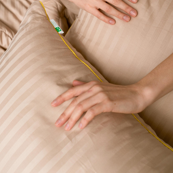 Фото - Подушка стандартная MirSon 1277 Carmela Hand Made с эвкалиптом Высокая 50х70 см (2200001519824)