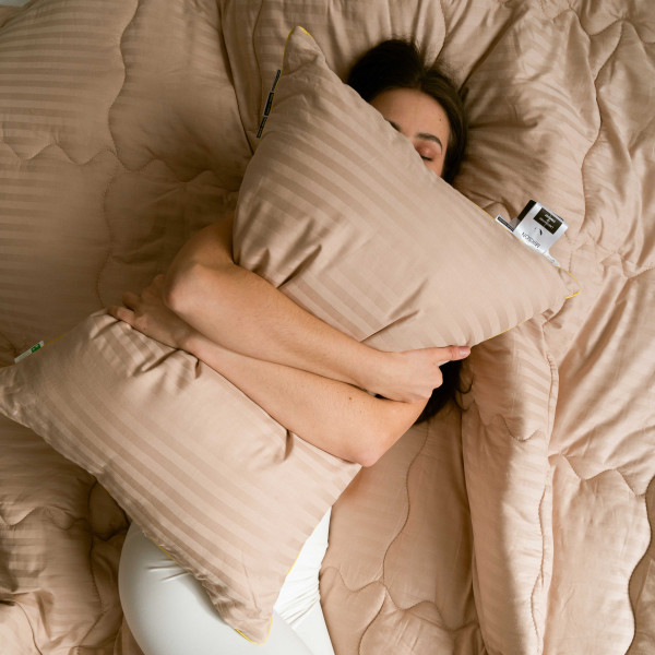 Фото - Подушка стандартная MirSon шелковая 1266 Carmela Hand Made Natural Silk Kapok Средняя 70х70 см (2200001519367)