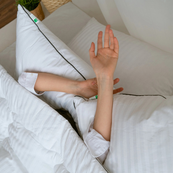 Фото - Подушка стандартная MirSon Hand Made Royal Pearl 908 70x70 (2200000555854)