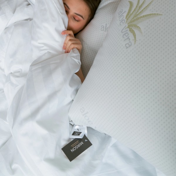 Фото - Подушка стандартная MirSon №800 Dorotea EcoSilk Hand made 70х70 см (2200003196900)