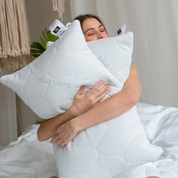 Фото - Подушка стандартна MirSon №808 Alberto EcoSilk Hand made 40х60 см (2200003197129)