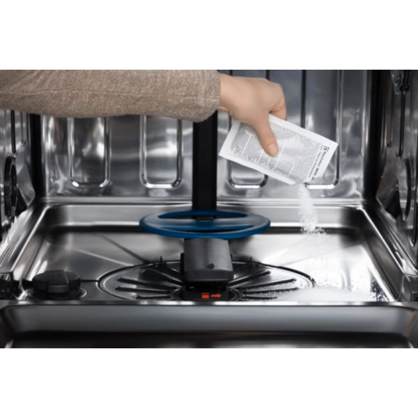 Фото - Засіб для чищення посудомийних машин Electrolux M2DCP050, 2 саше x 100 гр