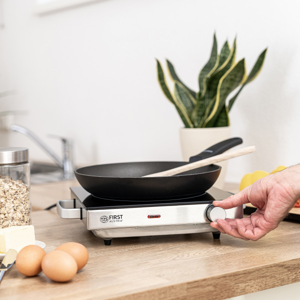 Фото - Плита электрическая настольная First FA-5097