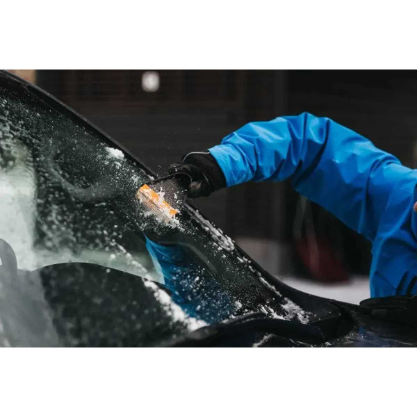 Фото - Скребок для авто Fiskars Solid (1019354)