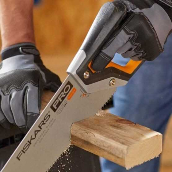 Фото - Ножовка Fiskars PowerTooth 7 TPI 550 мм (1062916)