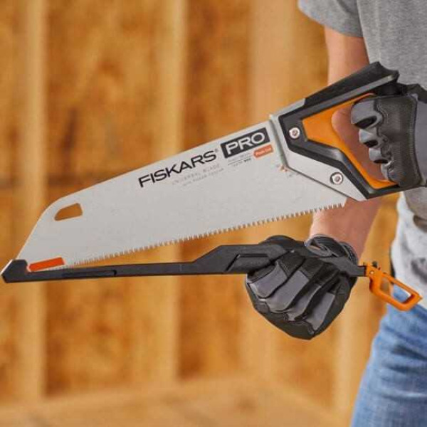 Фото - Ножовка Fiskars PowerTooth 9 TPI 380 мм (1062930)