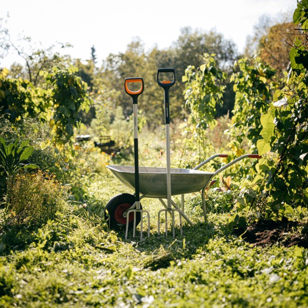 Фото - Вила Fiskars Xact (1070716)