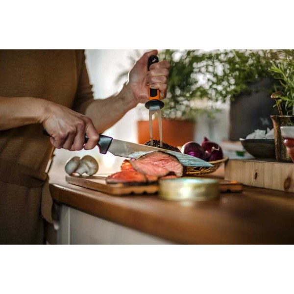 Фото - Нож для мяса Fiskars FF (1057539)