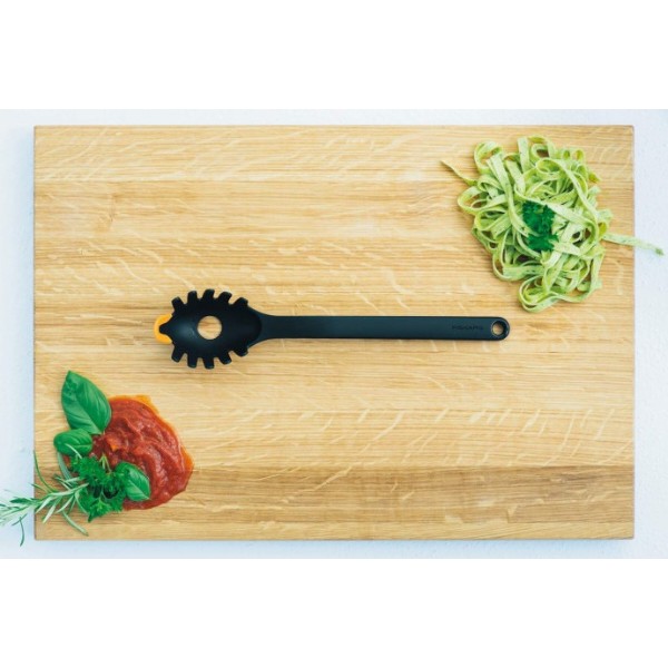 Фото - Ложка для спагетті Fiskars Functional Form (1027301)